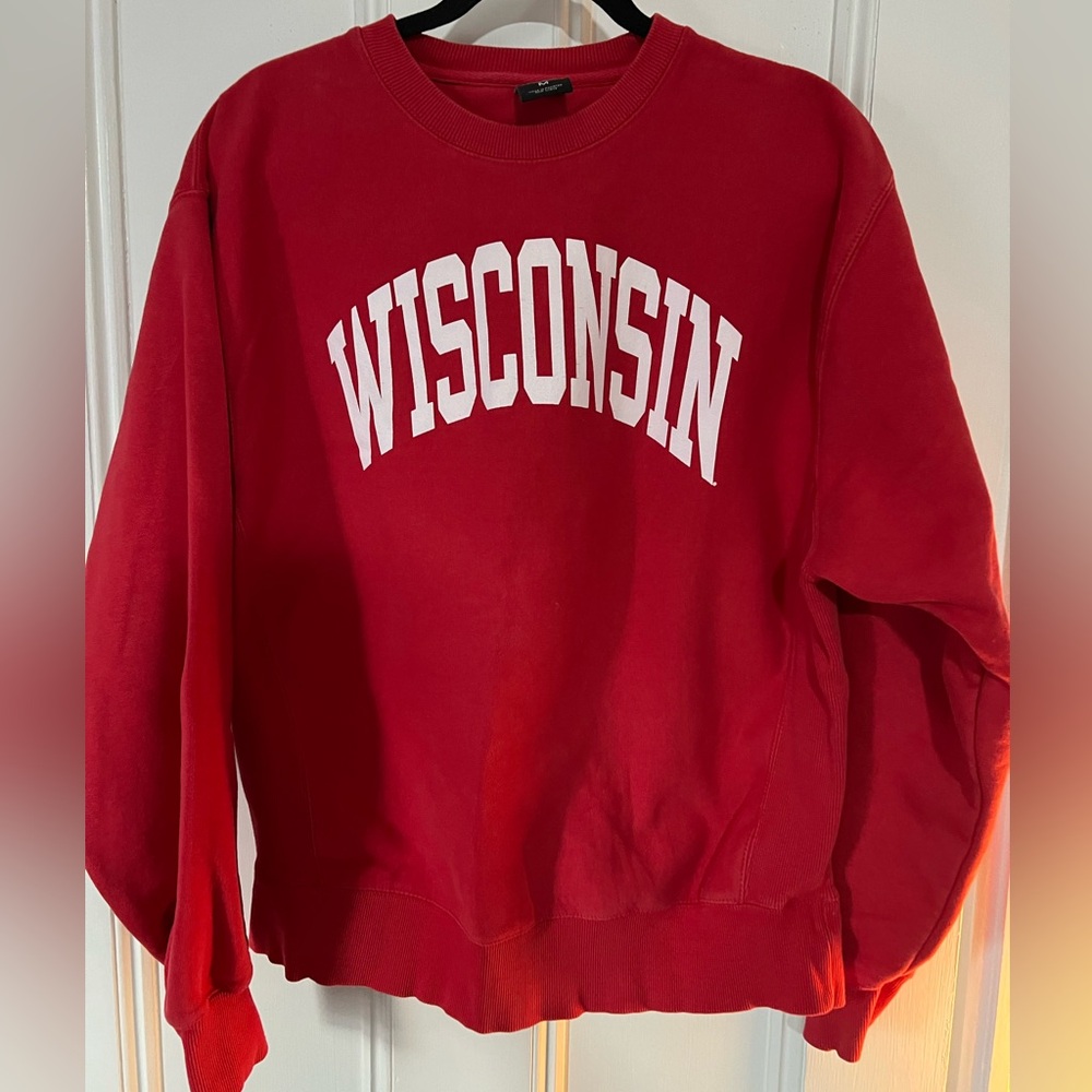Classic Collegiate Wisconsin Sweatshirt Red Mens Size MD (unisex)